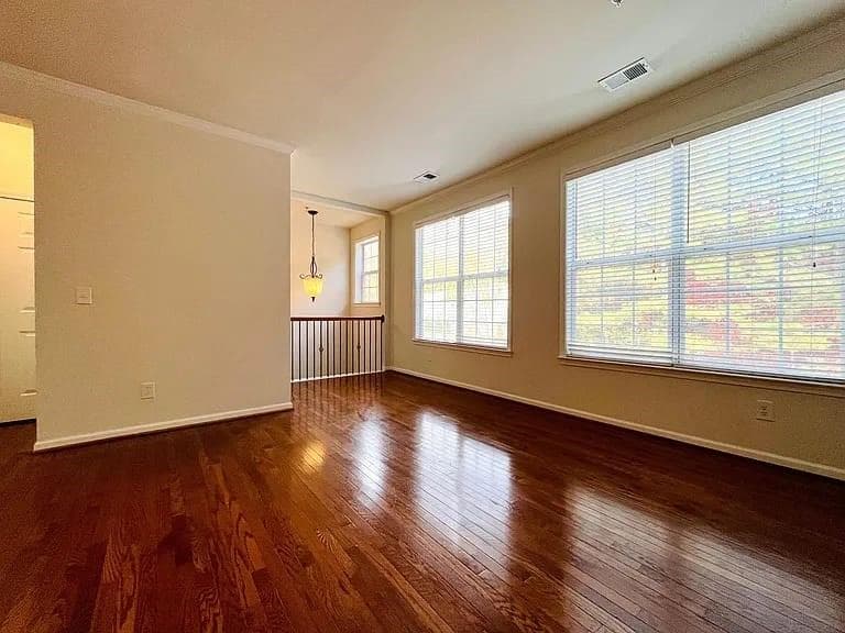 3 bedroom, 4 bathroom, 2,529 sq ft townhouse for rent at 4668 Creekside Villas Way, Smyrna, GA 30082 for $2,795 a month — photo 2