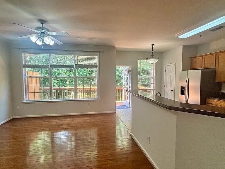 3 bedroom, 4 bathroom, 2,529 sq ft townhouse for rent at 4668 Creekside Villas Way, Smyrna, GA 30082 for $2,795 a month — photo 7