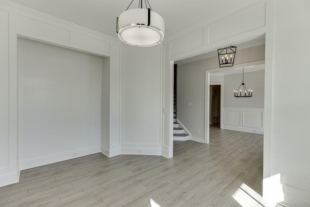 5 bedroom, 5 bathroom, 3,713 sq ft single family residence for sale at 450 Thunder Road, Buford, GA 30518 — photo 5