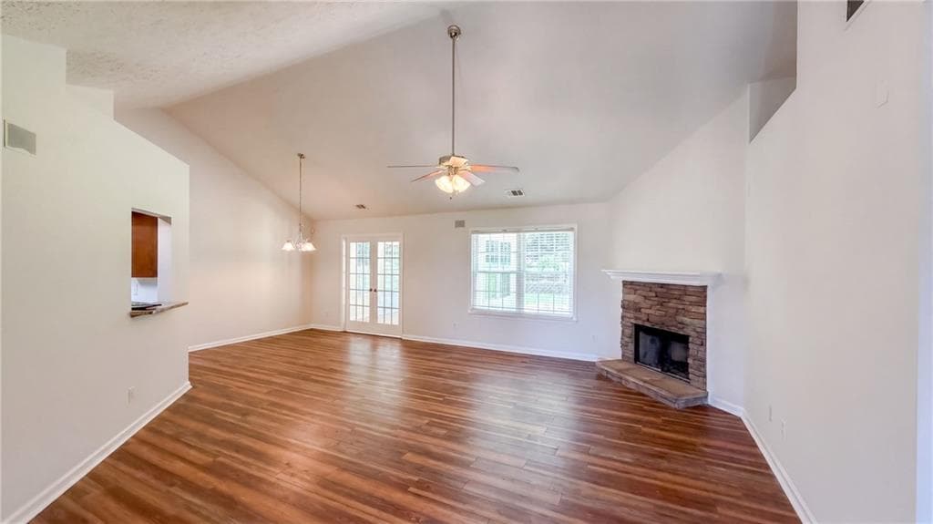 3 bedroom, 2 bathroom, 1,922 sq ft single family residence for sale at 567 Deadwood Trail, Locust Grove, GA 30248 — photo 3