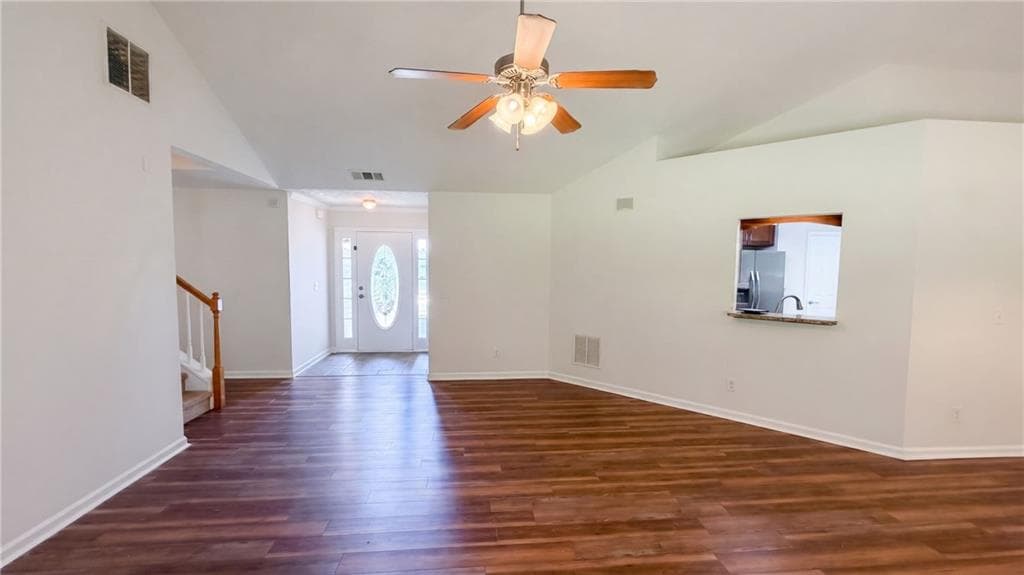 3 bedroom, 2 bathroom, 1,922 sq ft single family residence for sale at 567 Deadwood Trail, Locust Grove, GA 30248 — photo 6