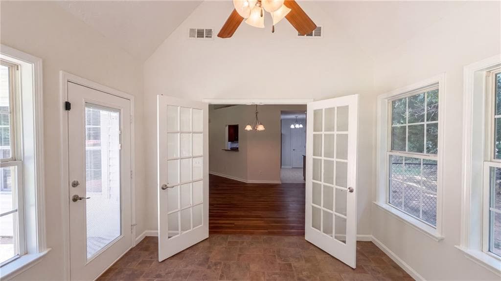 3 bedroom, 2 bathroom, 1,922 sq ft single family residence for sale at 567 Deadwood Trail, Locust Grove, GA 30248 — photo 10