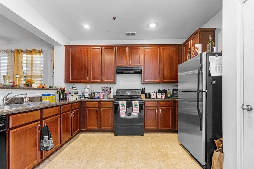 3 bedroom, 3 bathroom, 1,518 sq ft townhouse for sale at 174 Ellis Drive, Conyers, GA 30012 — photo 7