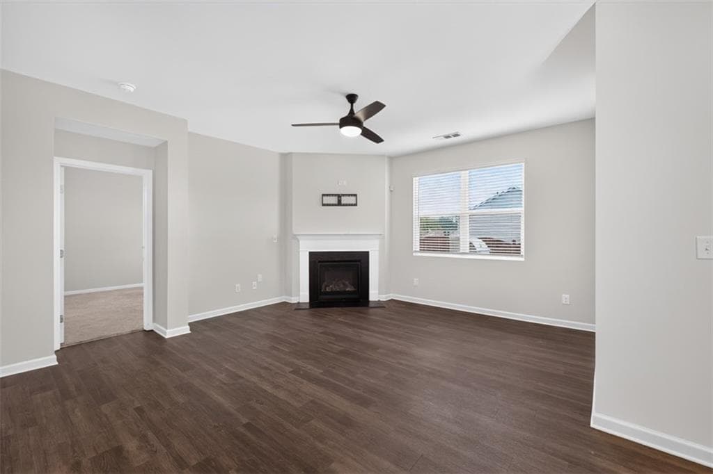 4 bedroom, 2 bathroom, 1,765 sq ft single family residence under contract at 6750 Star Gaze Court, Flowery Branch, GA 30542 — photo 5