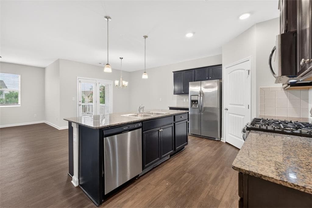 4 bedroom, 2 bathroom, 1,765 sq ft single family residence under contract at 6750 Star Gaze Court, Flowery Branch, GA 30542 — photo 8
