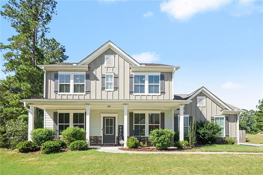 4 bedroom, 3 bathroom, 2,501 sq ft single family residence for sale at 45 Crabapple Ridge Drive, Oxford, GA 30054