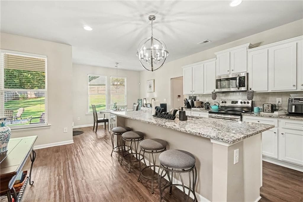 4 bedroom, 3 bathroom, 2,501 sq ft single family residence for sale at 45 Crabapple Ridge Drive, Oxford, GA 30054 — photo 4