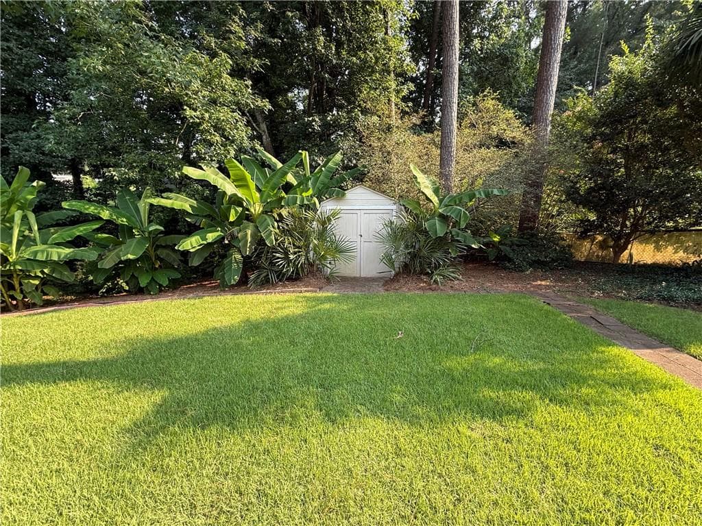 3 bedroom, 2 bathroom, 1,232 sq ft single family residence for rent at 3897 SADDLECREEK Drive, Douglasville, GA 30135 for $2,150 a month — photo 4