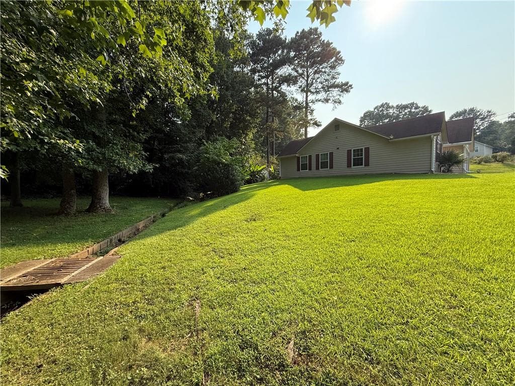 3 bedroom, 2 bathroom, 1,232 sq ft single family residence for rent at 3897 SADDLECREEK Drive, Douglasville, GA 30135 for $2,150 a month — photo 8