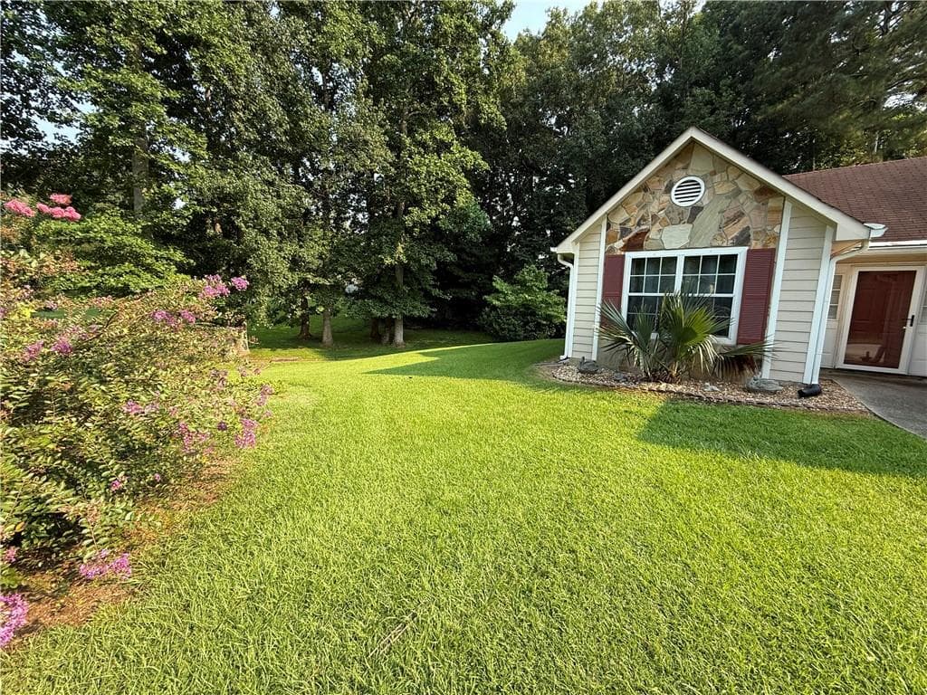 3 bedroom, 2 bathroom, 1,232 sq ft single family residence for rent at 3897 SADDLECREEK Drive, Douglasville, GA 30135 for $2,150 a month — photo 9