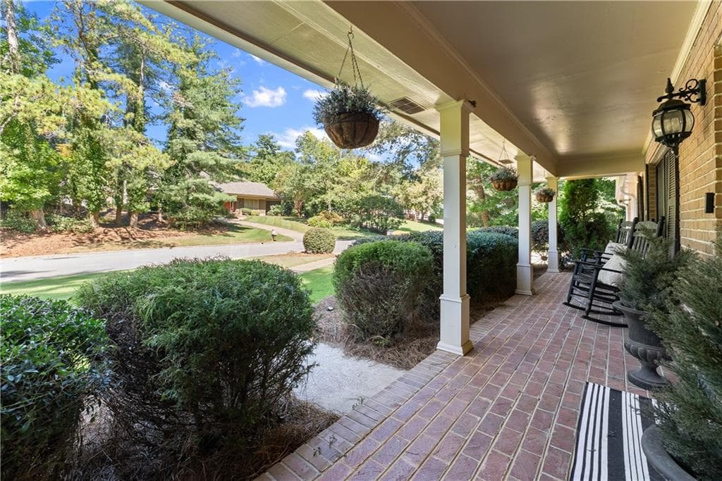 4 bedroom, 4 bathroom, 3,217 sq ft single family residence for sale at 1479 Burns Drive, Gainesville, GA 30501 — photo 8
