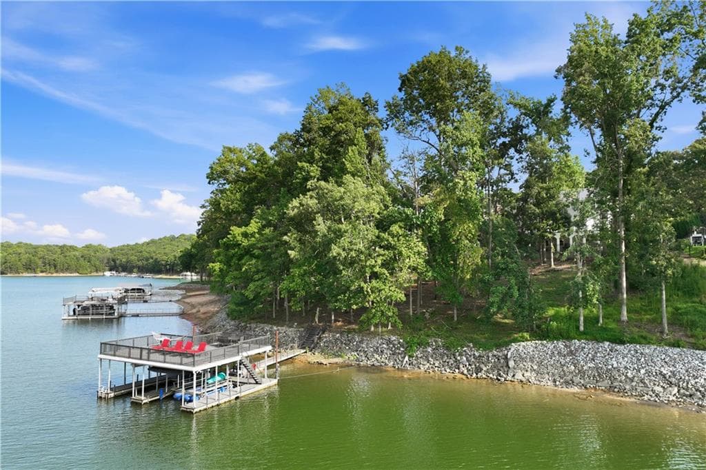 4 bedroom, 5 bathroom, 4,927 sq ft single family residence for sale at 4120 Willow Trace, Gainesville, GA 30506 — photo 3