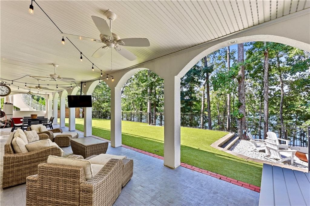 4 bedroom, 5 bathroom, 4,927 sq ft single family residence for sale at 4120 Willow Trace, Gainesville, GA 30506 — photo 6