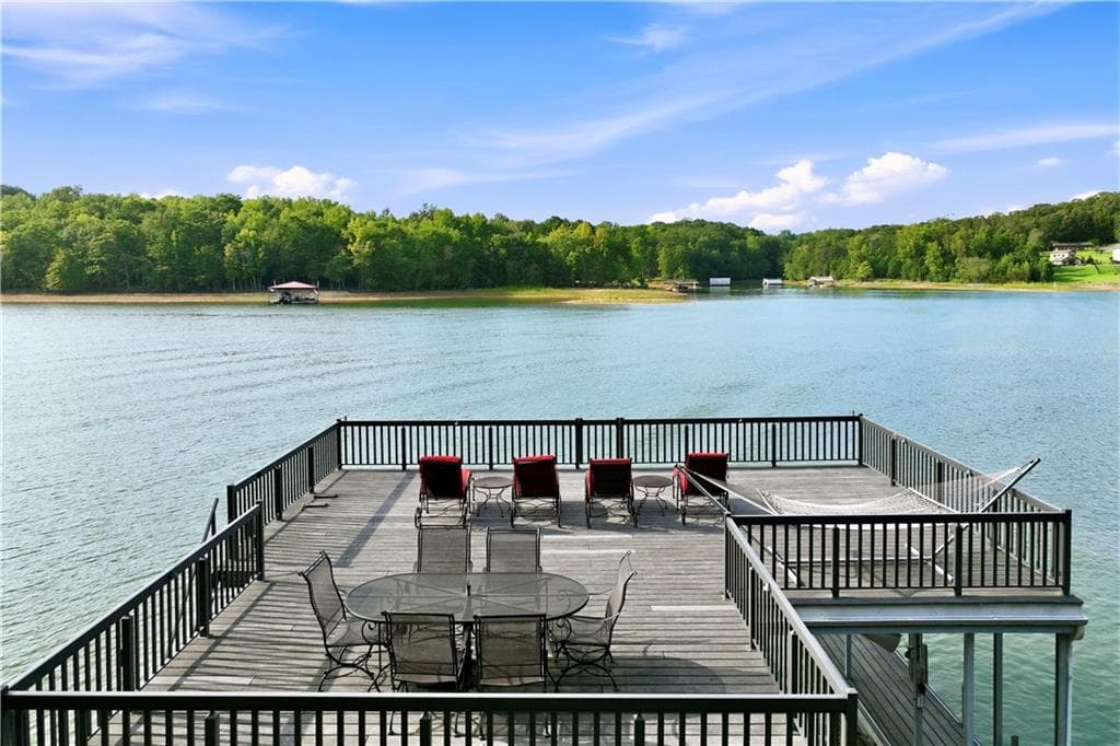 4 bedroom, 5 bathroom, 4,927 sq ft single family residence for sale at 4120 Willow Trace, Gainesville, GA 30506 — photo 9