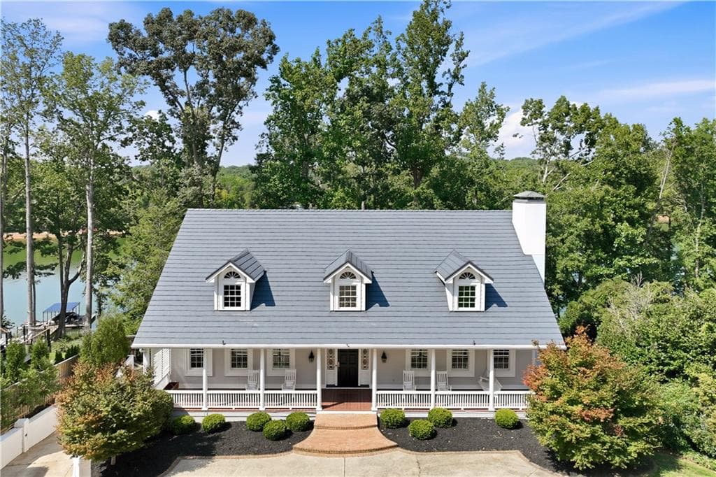4 bedroom, 5 bathroom, 4,927 sq ft single family residence for sale at 4120 Willow Trace, Gainesville, GA 30506 — photo 2