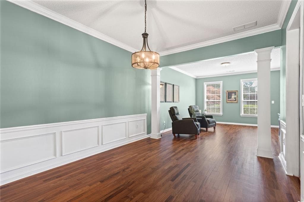 4 bedroom, 3 bathroom, 2,284 sq ft single family residence for sale at 1335 Lyndhurst Way, Roswell, GA 30075 — photo 10