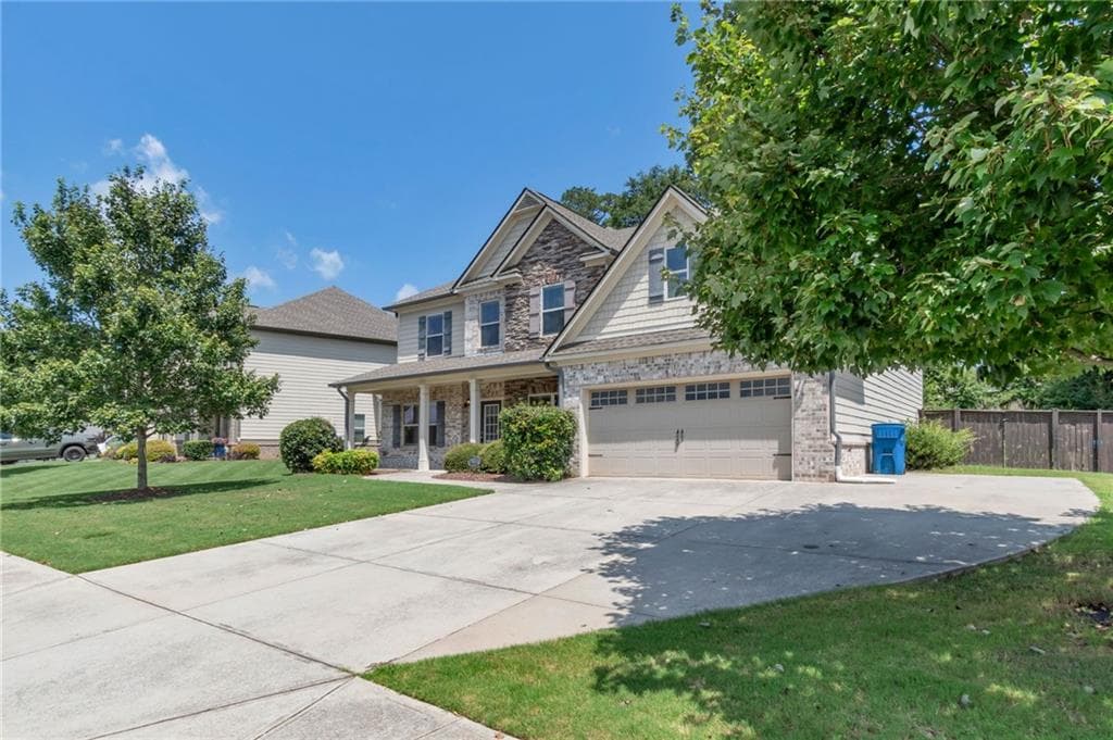 5 bedroom, 4 bathroom, 3,575 sq ft single family residence under contract at 2080 Marlborough Drive, Bethlehem, GA 30620 — photo 2