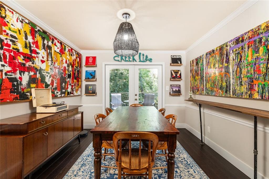 3 bedroom, 3 bathroom, 1,899 sq ft townhouse for sale at 135 Woodmere Square, Atlanta, GA 30327 — photo 9