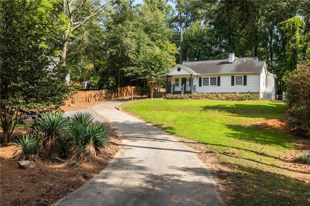 5 bedroom, 5 bathroom, 3,100 sq ft single family residence for rent at 1311 Roxboro Drive, Atlanta, GA 30324 for $4,950 a month — photo 3