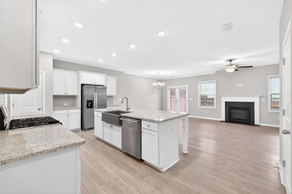 3 bedroom, 3 bathroom, 1,988 sq ft townhouse for sale at 1192 Lanier Willow Path, Buford, GA 30518 — photo 7