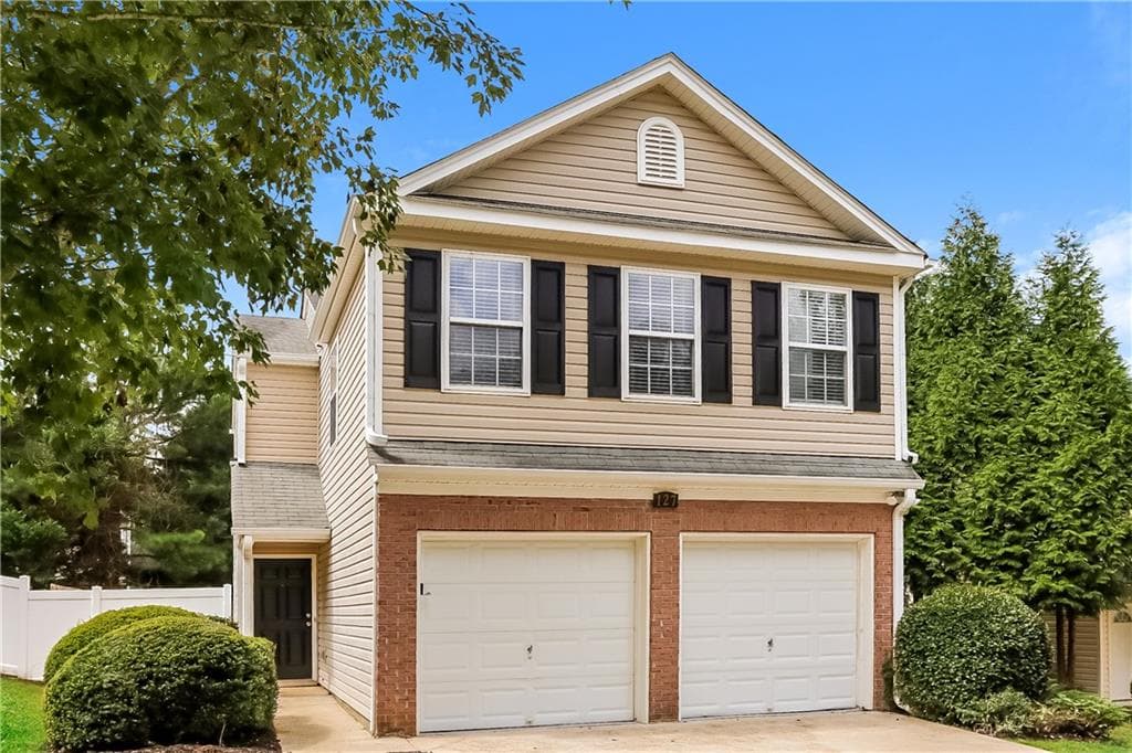 3 bedroom, 3 bathroom, 1,360 sq ft single family residence for rent at 127 Silver Fox Trail, Dallas, GA 30157 for $1,790 a month
