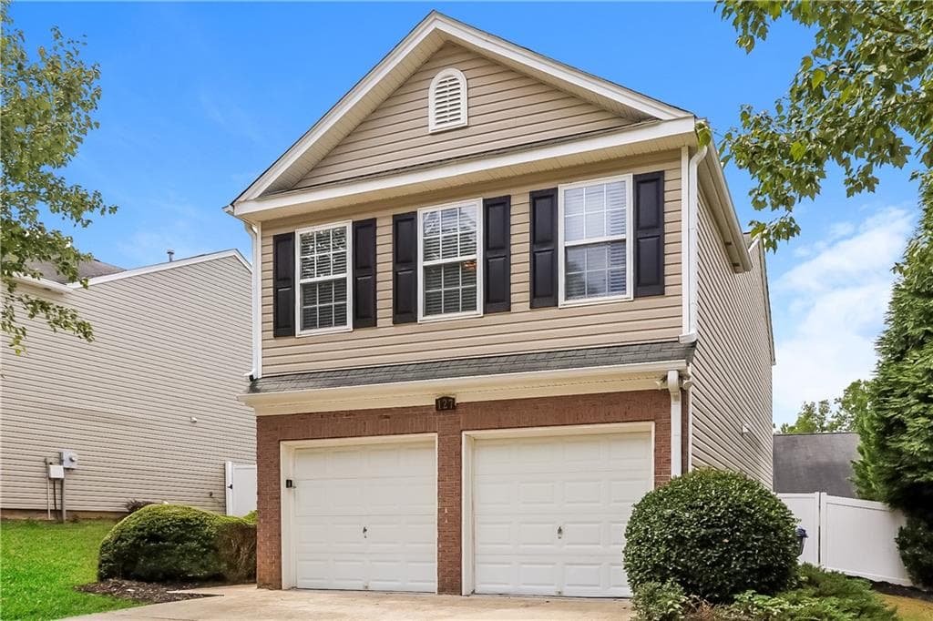 3 bedroom, 3 bathroom, 1,360 sq ft single family residence for rent at 127 Silver Fox Trail, Dallas, GA 30157 for $1,790 a month — photo 2