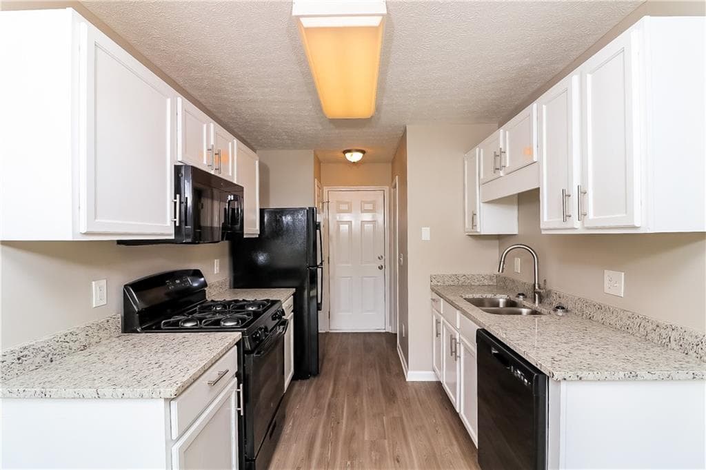 3 bedroom, 3 bathroom, 1,360 sq ft single family residence for rent at 127 Silver Fox Trail, Dallas, GA 30157 for $1,790 a month — photo 4