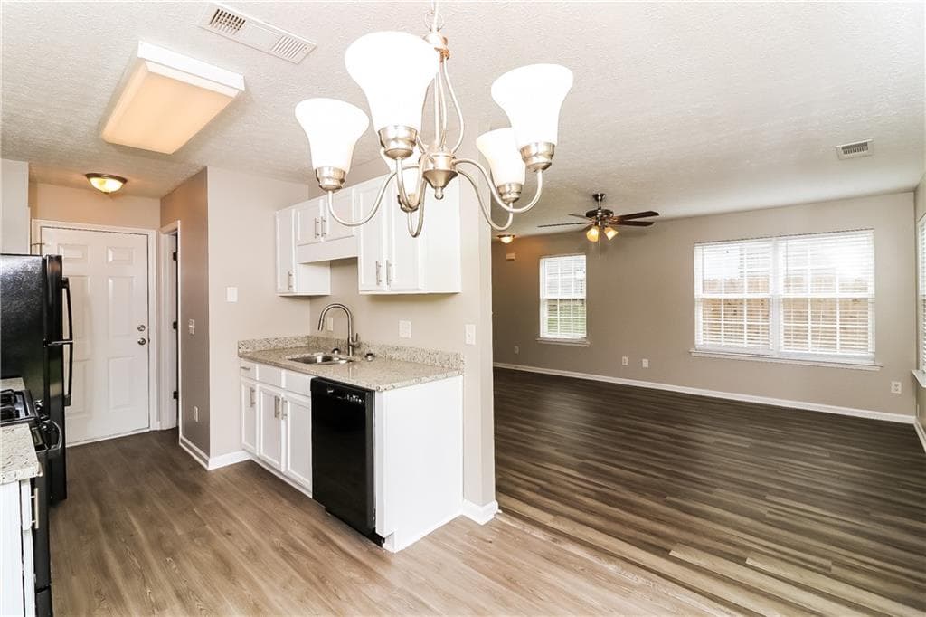 3 bedroom, 3 bathroom, 1,360 sq ft single family residence for rent at 127 Silver Fox Trail, Dallas, GA 30157 for $1,790 a month — photo 5