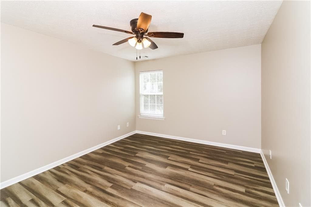 3 bedroom, 3 bathroom, 1,360 sq ft single family residence for rent at 127 Silver Fox Trail, Dallas, GA 30157 for $1,790 a month — photo 6