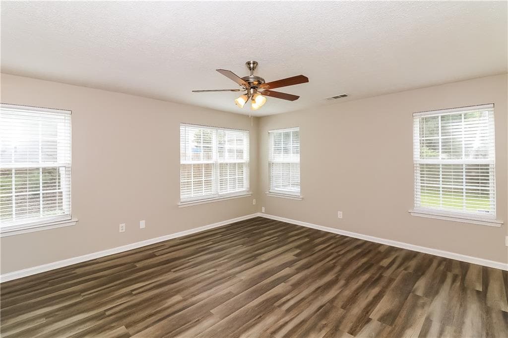 3 bedroom, 3 bathroom, 1,360 sq ft single family residence for rent at 127 Silver Fox Trail, Dallas, GA 30157 for $1,790 a month — photo 8