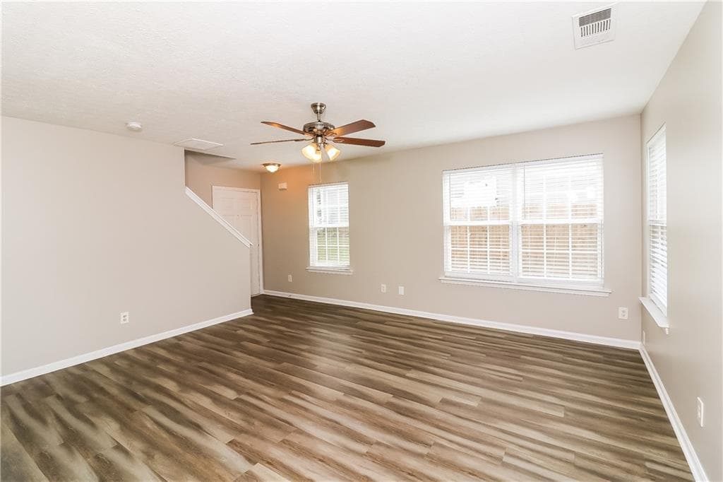 3 bedroom, 3 bathroom, 1,360 sq ft single family residence for rent at 127 Silver Fox Trail, Dallas, GA 30157 for $1,790 a month — photo 10