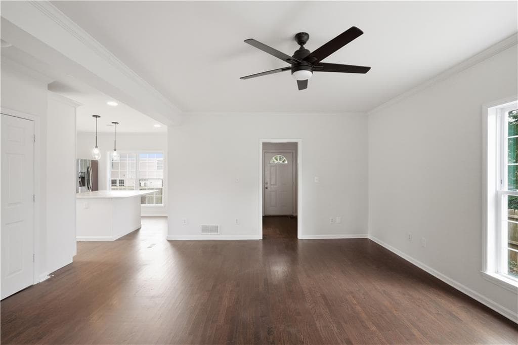 4 bedroom, 3 bathroom, 1,680 sq ft single family residence for sale at 1575 Liberty Avenue, Atlanta, GA 30317 — photo 4