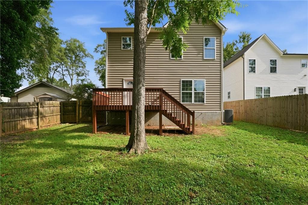 4 bedroom, 3 bathroom, 1,680 sq ft single family residence for sale at 1575 Liberty Avenue, Atlanta, GA 30317 — photo 5