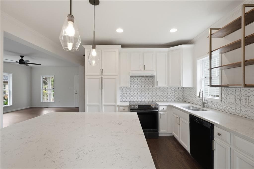 4 bedroom, 3 bathroom, 1,680 sq ft single family residence for sale at 1575 Liberty Avenue, Atlanta, GA 30317 — photo 6