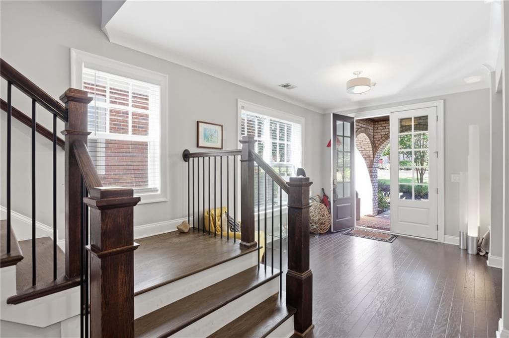 4 bedroom, 4 bathroom, 3,196 sq ft single family residence for sale at 227 Haverstock Court, Marietta, GA 30060 — photo 4