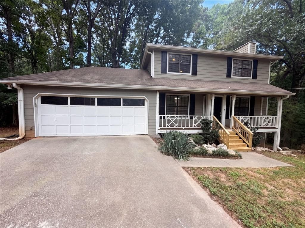 3 bedroom, 3 bathroom, 2,290 sq ft single family residence for sale at 4628 Sapling Court, Douglasville, GA 30135 — photo 1 of 21