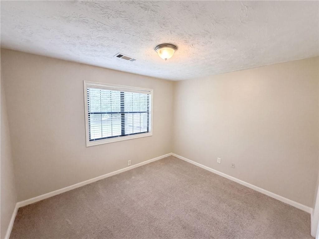 3 bedroom, 3 bathroom, 2,290 sq ft single family residence for sale at 4628 Sapling Court, Douglasville, GA 30135 — photo 9