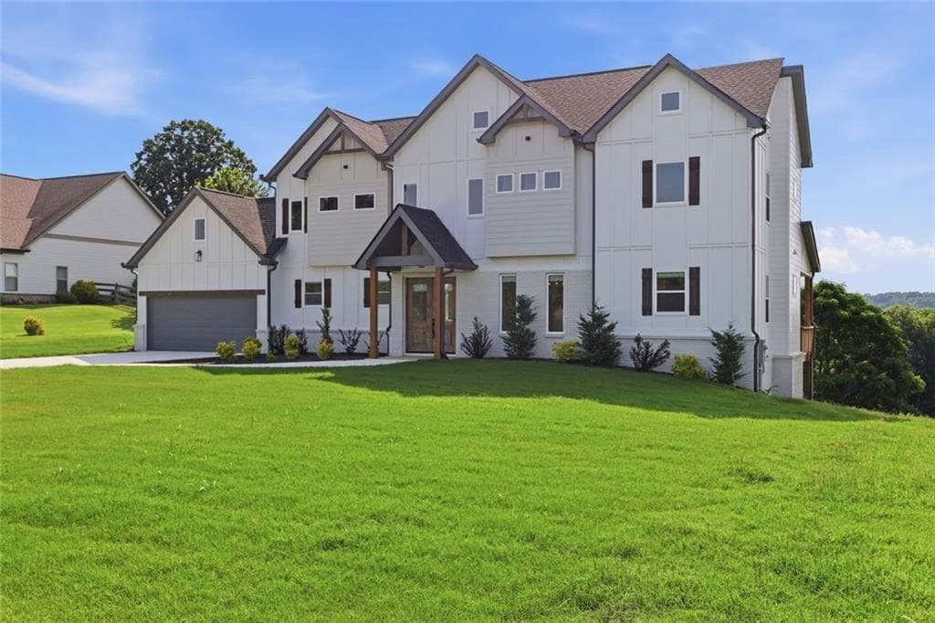 4 bedroom, 4 bathroom, 2,878 sq ft single family residence for sale at 5746 Avalon Commons Way, Clermont, GA 30527 — photo 3