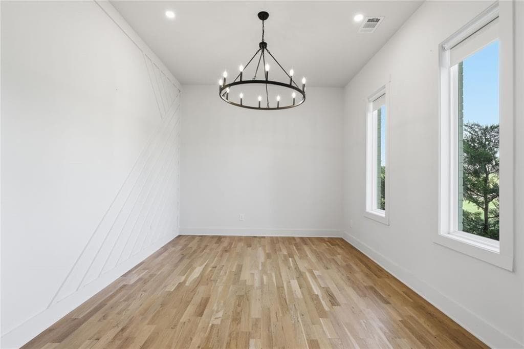 4 bedroom, 4 bathroom, 2,878 sq ft single family residence for sale at 5746 Avalon Commons Way, Clermont, GA 30527 — photo 9