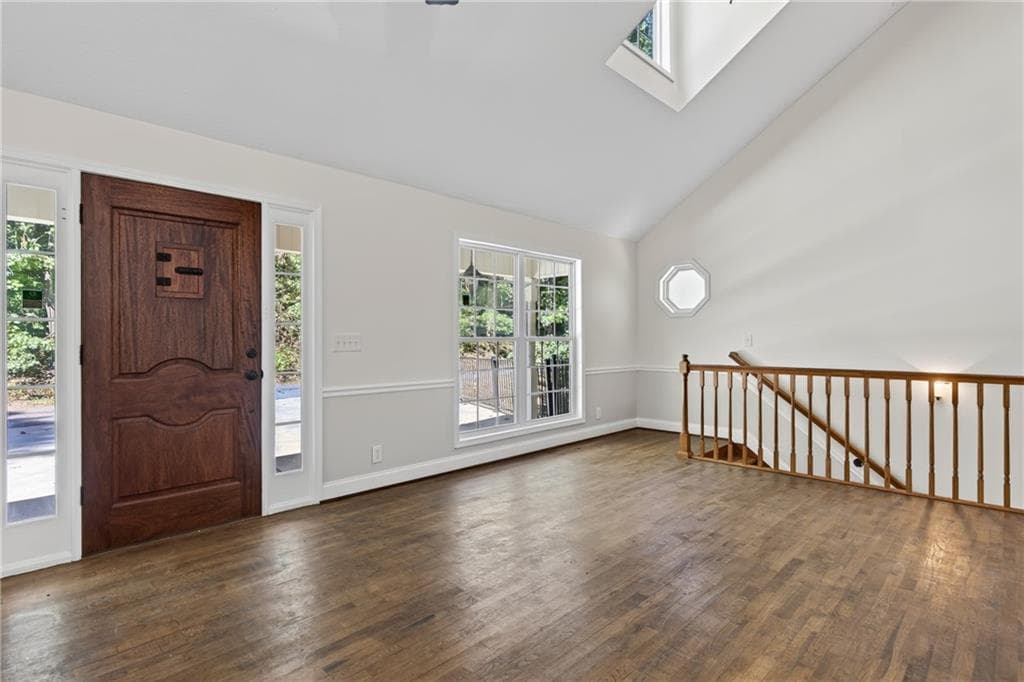 4 bedroom, 4 bathroom, 3,060 sq ft single family residence for sale at 825 Rue Fluer De Lis, Lavonia, GA 30553 — photo 8