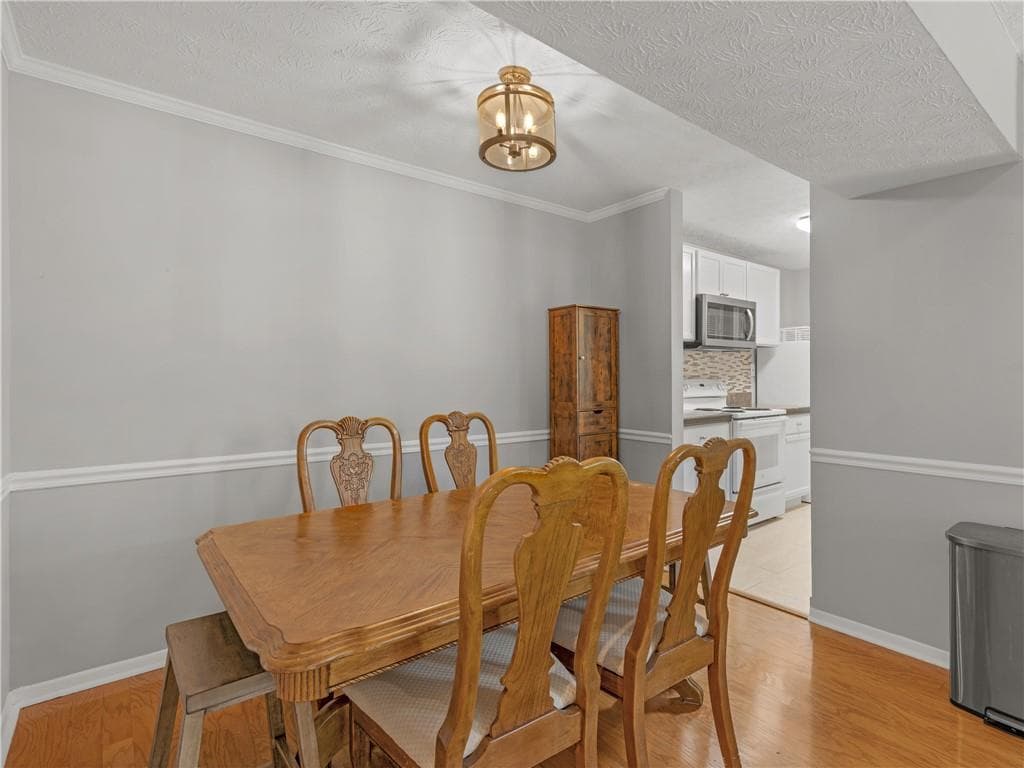 2 bedroom, 2 bathroom, 1,178 sq ft condominium for sale at 903 Tuxworth Circle, Decatur, GA 30033 — photo 9