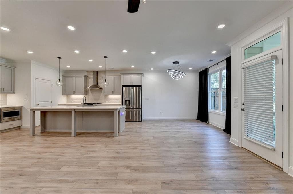 3 bedroom, 3 bathroom, 3,308 sq ft townhouse for sale at 3325 Cresswell Link Way, Duluth, GA 30096 — photo 8