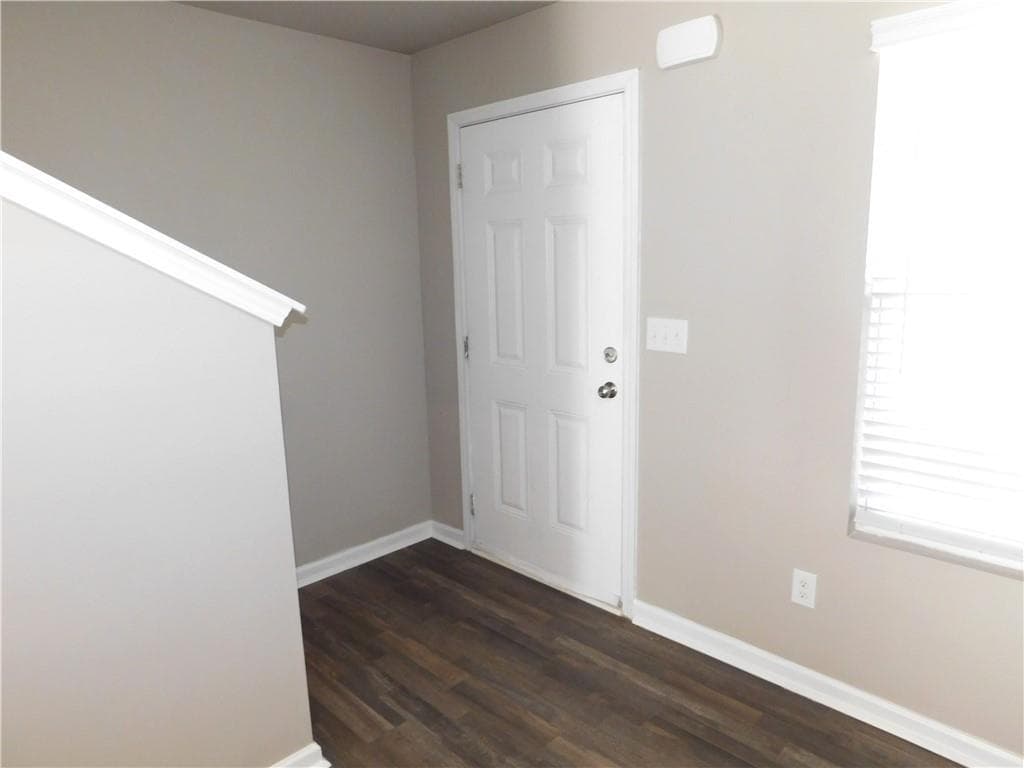 4 bedroom, 3 bathroom, 1,774 sq ft single family residence for rent at 343 Indian Lake Trail, Villa Rica, GA 30180 for $1,895 a month — photo 3