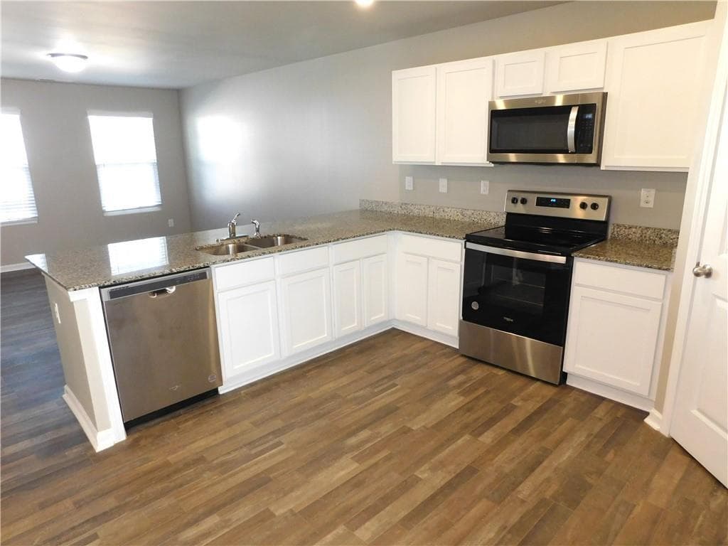 4 bedroom, 3 bathroom, 1,774 sq ft single family residence for rent at 343 Indian Lake Trail, Villa Rica, GA 30180 for $1,895 a month — photo 7