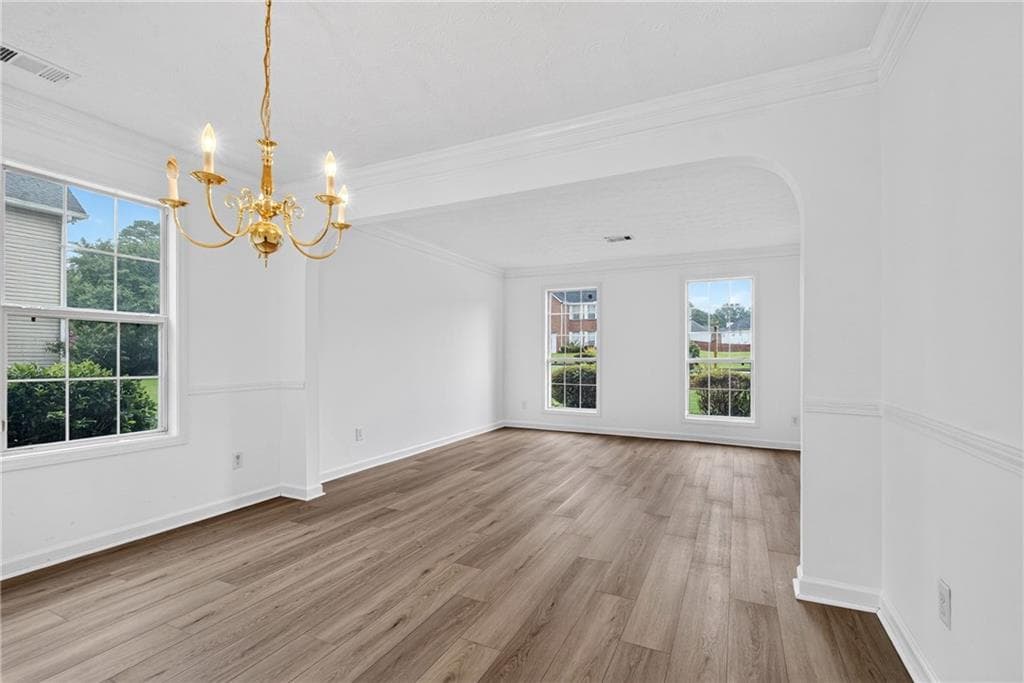 3 bedroom, 3 bathroom, 2,516 sq ft single family residence under contract at 5785 Grove Place Crossing, Lilburn, GA 30047 — photo 9