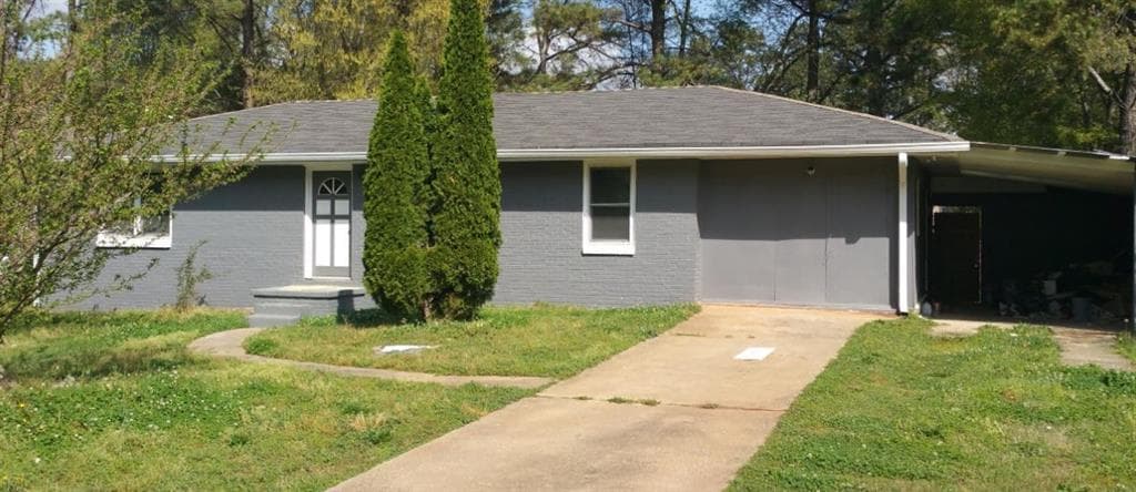 6 bedroom, 4 bathroom, 1,340 sq ft single family residence for rent at 3728 Loren Drive, Decatur, GA 30032 for $1,990 a month — photo 1 of 10