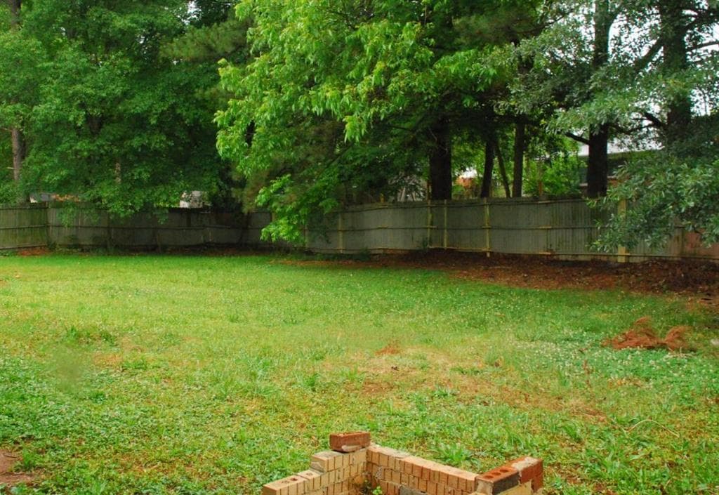 6 bedroom, 4 bathroom, 1,340 sq ft single family residence for rent at 3728 Loren Drive, Decatur, GA 30032 for $1,990 a month — photo 3