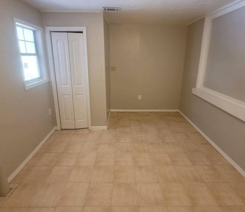 6 bedroom, 4 bathroom, 1,340 sq ft single family residence for rent at 3728 Loren Drive, Decatur, GA 30032 for $1,990 a month — photo 5