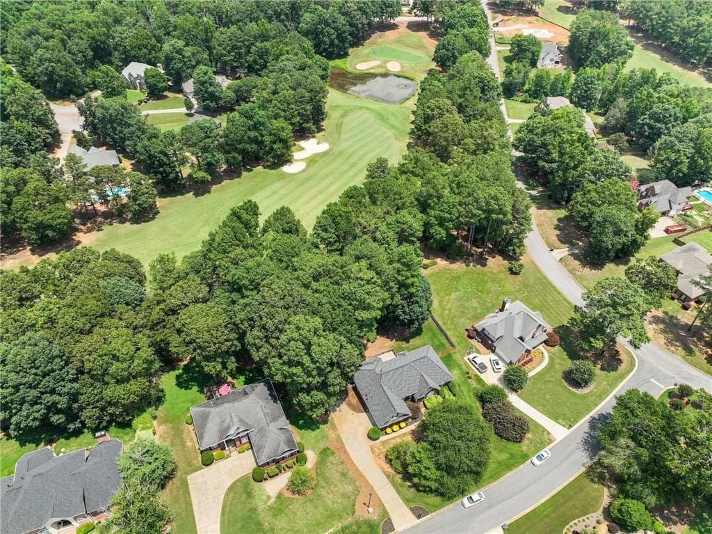 3 bedroom, 3 bathroom, 2,348 sq ft single family residence for sale at 925 Champions Way, Mcdonough, GA 30252 — photo 6