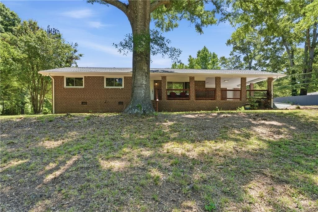 3 bedroom, 2 bathroom, 1,305 sq ft single family residence for sale at 3282 Old Snapping Shoals Road, Mcdonough, GA 30252